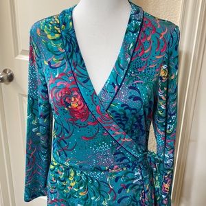 BCBG MAXAZRIA multi-color long sleeve wrap dress